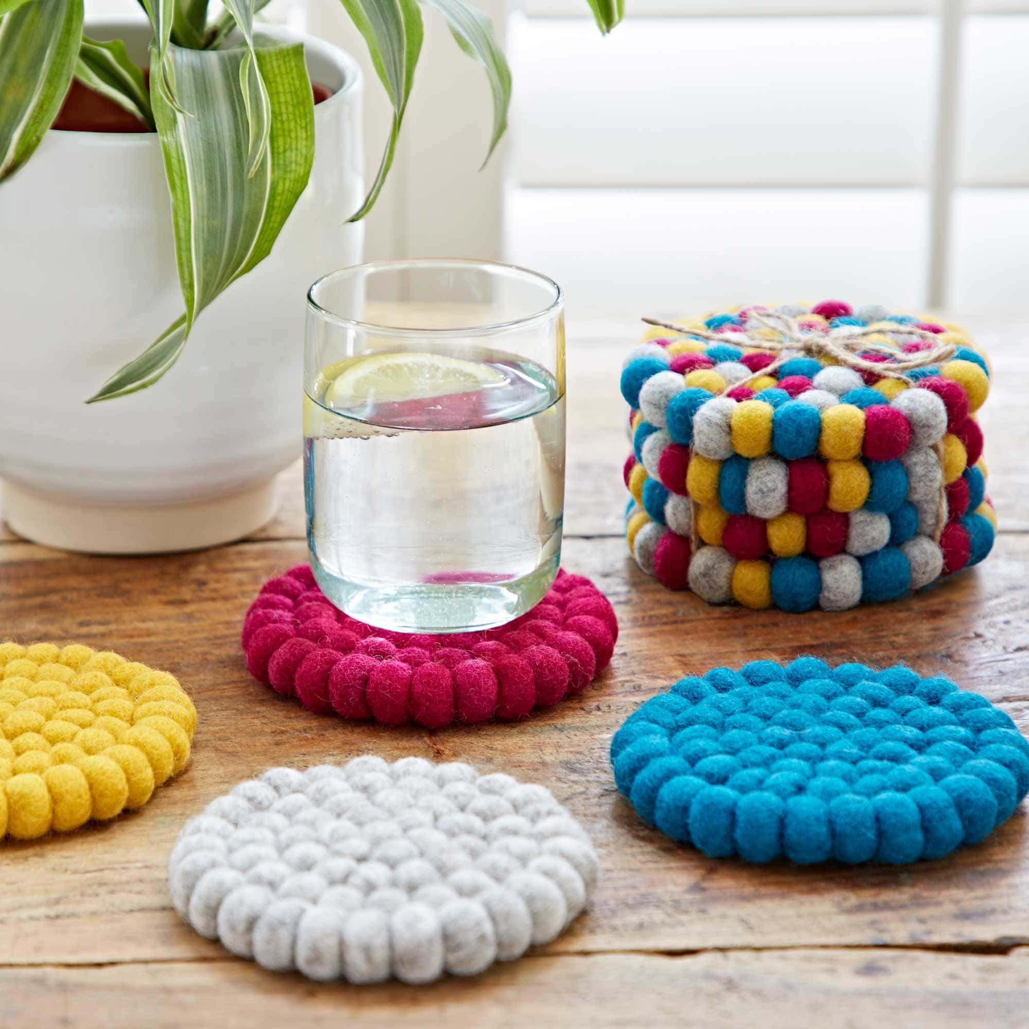 Pom Pom Mug Rugs